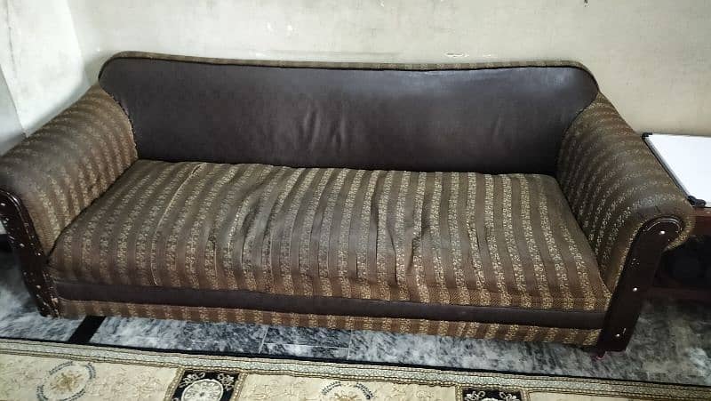 5 Seater Sofa 4