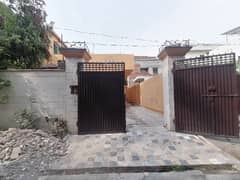 Single Storey 10 Marla House For sale In Awan Town Awan Town