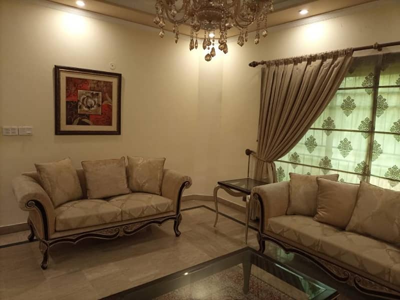 One Kanal Beautifull House Available For rent in DHA Lahore Cantt 7