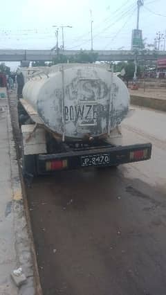 Isuzu water tanker