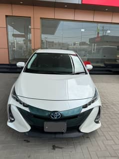 Toyota Prius PHV 1.8 (Plug In Hybrid) Model 2018 / Prius Model 2018/20