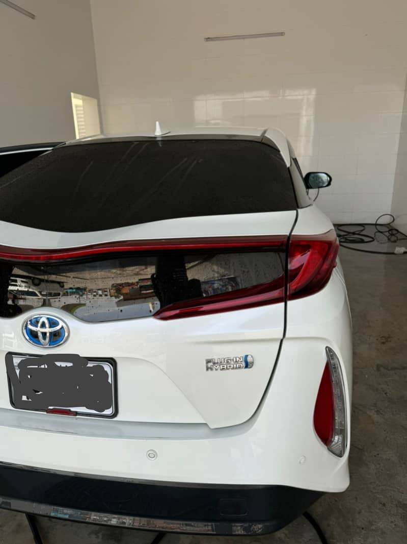 Toyota Prius PHV 1.8 (Plug In Hybrid) Model 2018 / Prius Model 2018/20 6