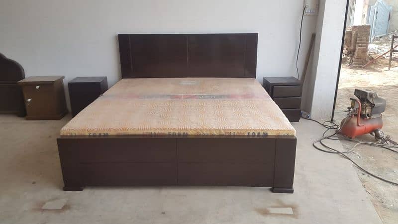 king poshish Bed with side tables available Here 6