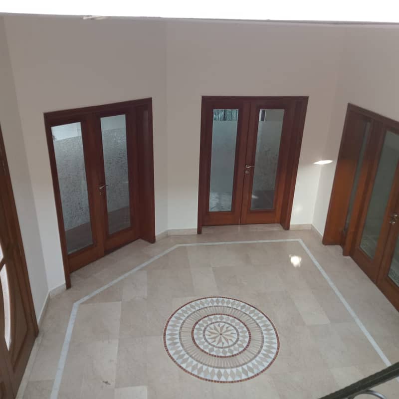 One Kanal Beautifull House Available for Rent in DHA Lahore Cantt 30