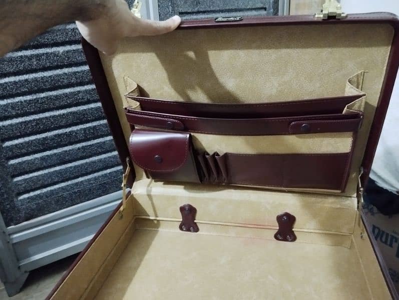 [IMPORTED] BriefCase Maroon Colour 1