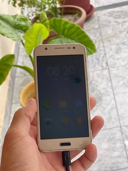 Samsung J5 0