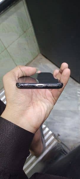 iPhone x 64 gb pta proved 0