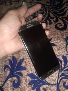 samsung galaxy S7 edge pta afrob ha 3gb 32gb ha back kawar tota ha