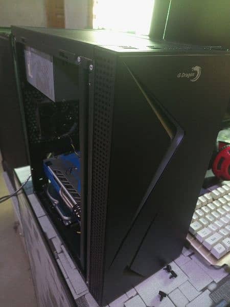 Gaming pc i7 4gen/ 8gb graphic card/ 2k lcd 3