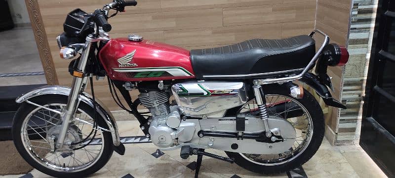 CG 125 Self Start one hand used for sale near mughalpura 2