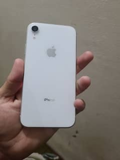 I phone xr 64gb non pta with 10/10 condition