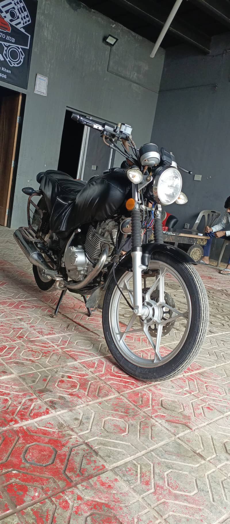 Suzuki gs150 7