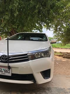 Toyota Corolla Gli 2016 front or back light