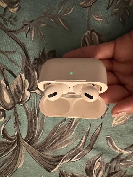 Original Apple Airpods Pro 3