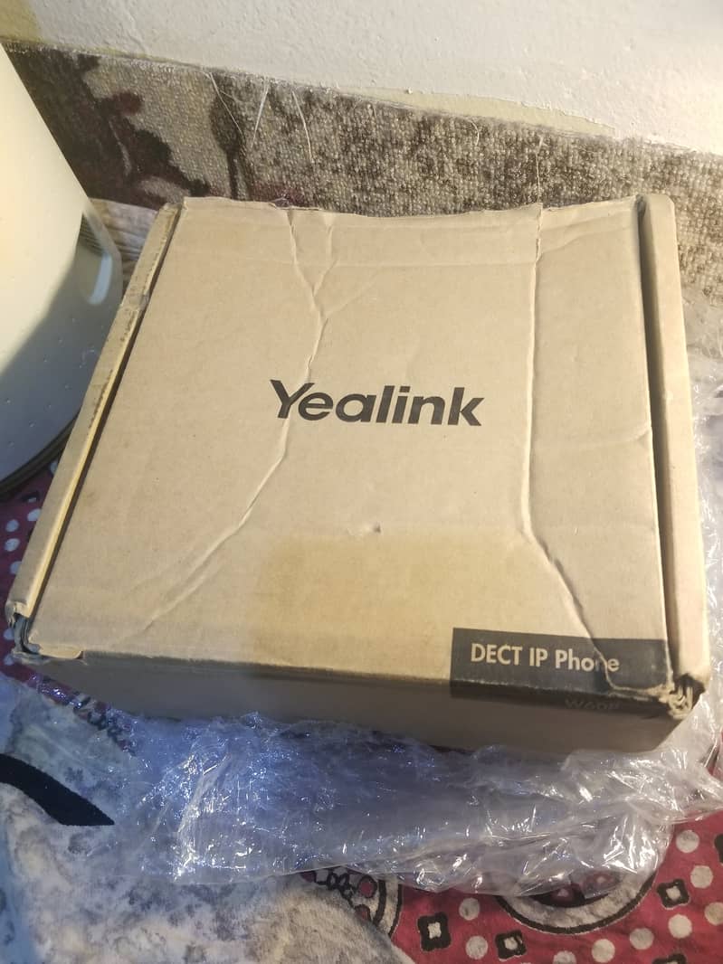 Yealink IP Phone W60P , W60B base and W56H handset 5