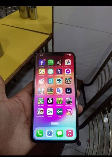 I phone xs max 64 gb gv arjent sale 4