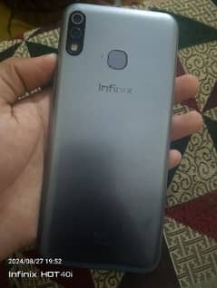 Infinix Hot 8 lite