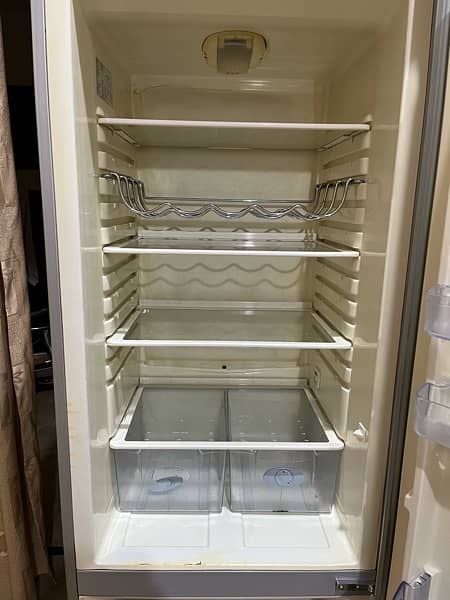 Haier Refrigerator HRF-369AA 3