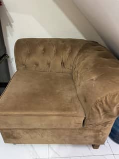 L-Shaped almost new sofa 0