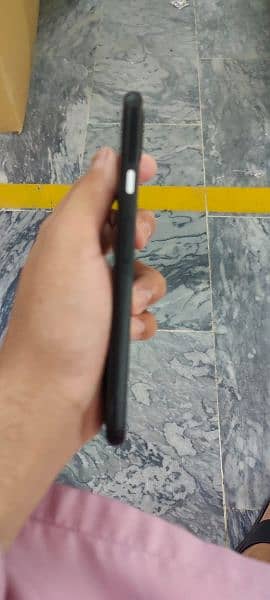 Google pixel 4xl  6/64 pta 1