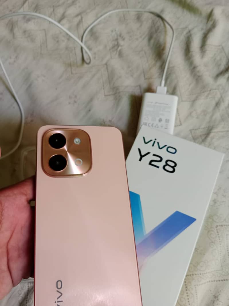 Vivo y28 3