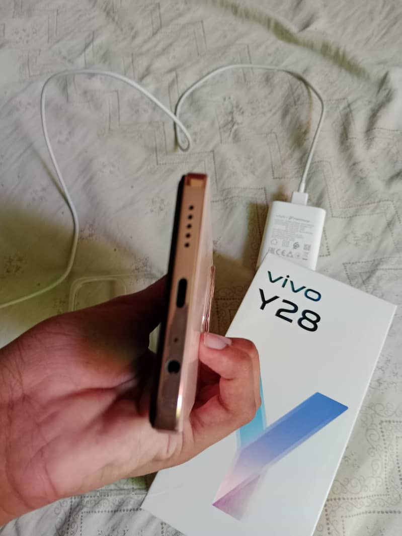 Vivo y28 5