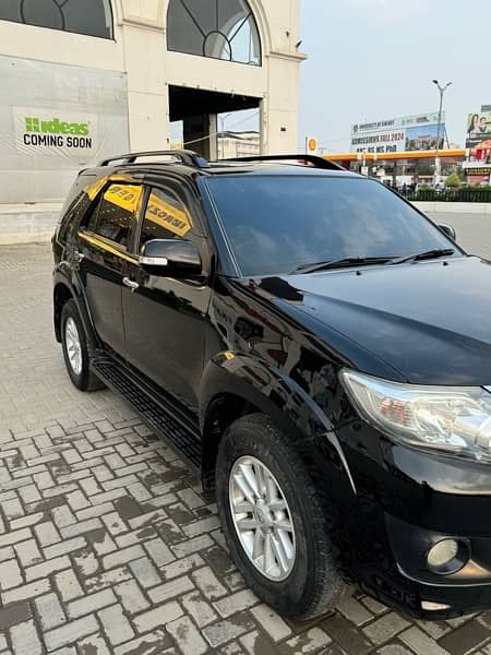 Toyota Fortuner V 2013 3