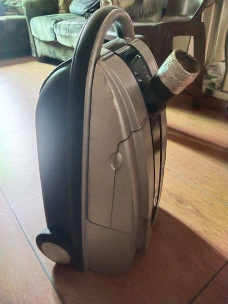 Samsung vaccum cleaner For sale 2