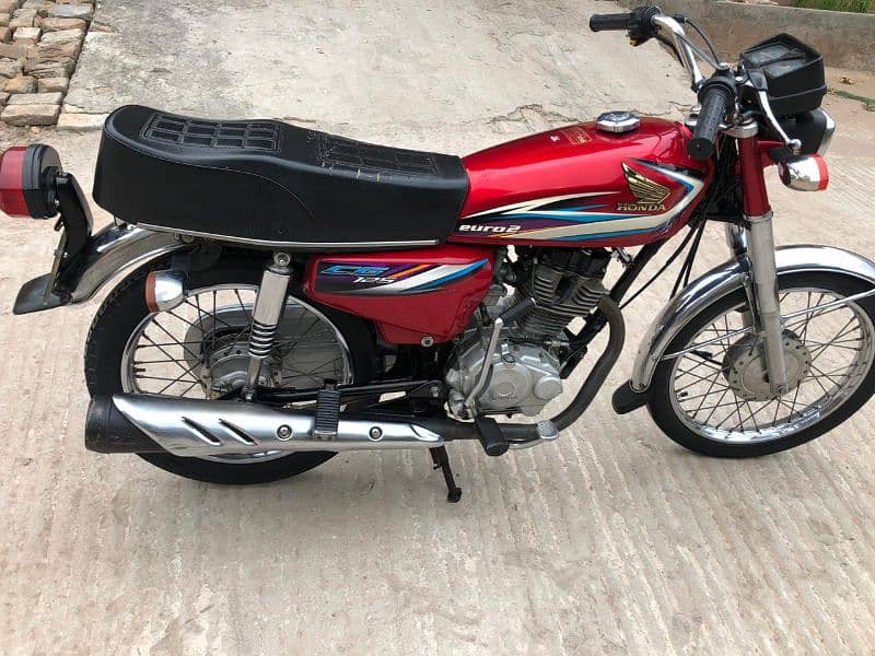 Honda 125 For Sale Model 2015 in good condition 3