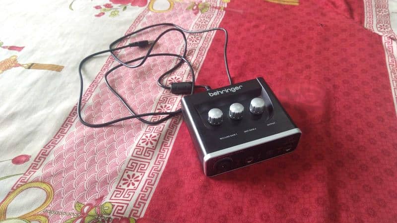 behringer UM 2 audio interface 1