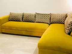 7 seater beutiful sofa for sale 0