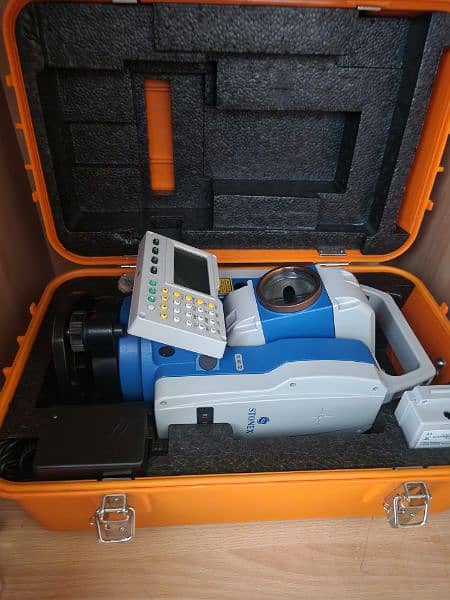 Stonex R1 Plus Total station 6