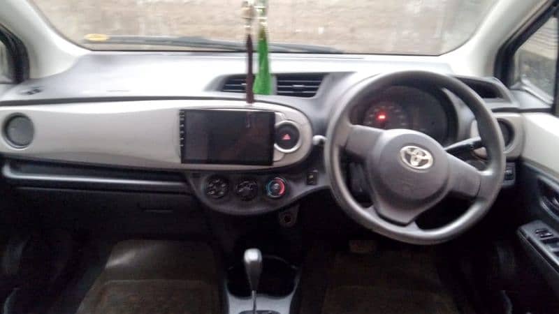 Toyota Vitz scratch less condition 2011 register 2015 5