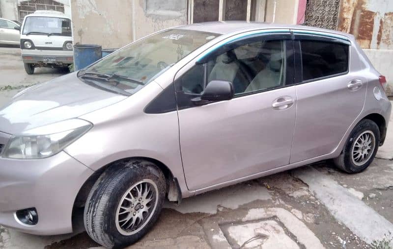 Toyota Vitz scratch less condition 2011 register 2015 6