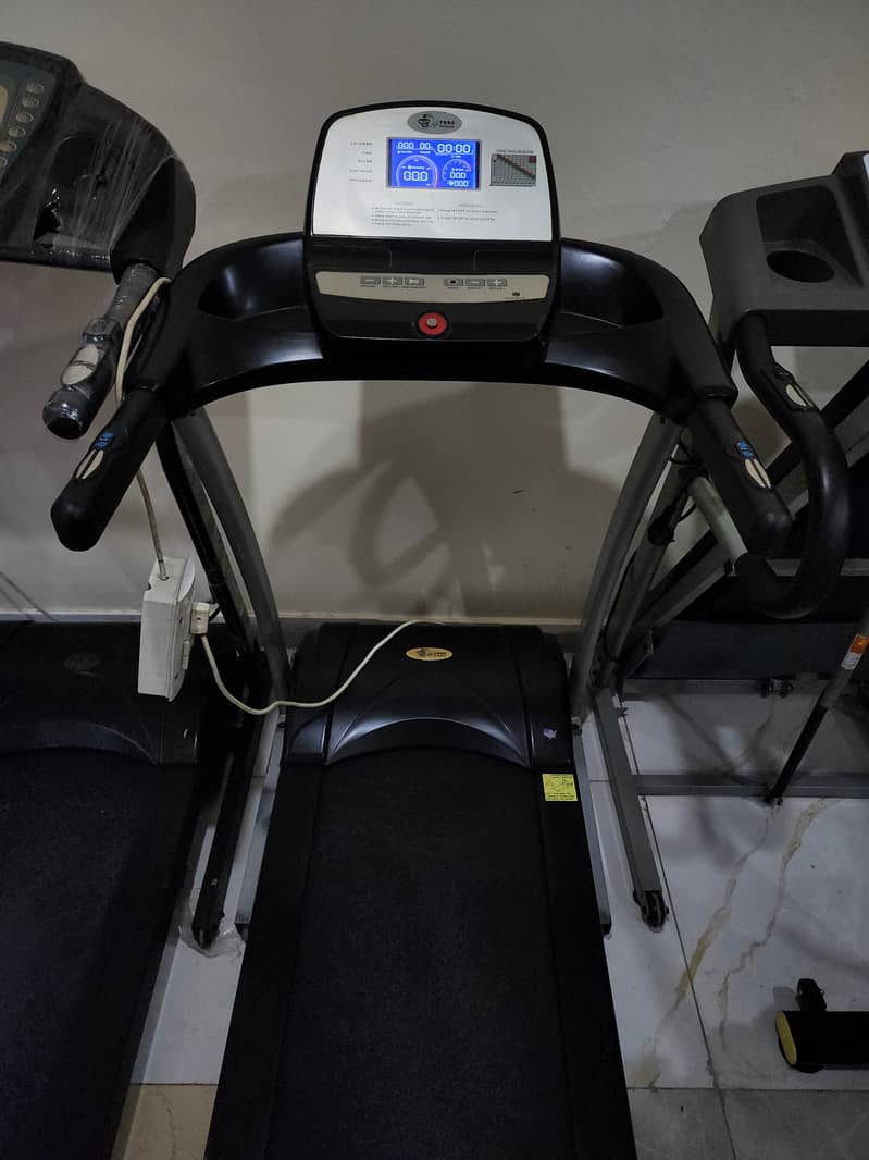 treadmill 0308-1043214/ exercise equipment/ runner / gym cycles 11