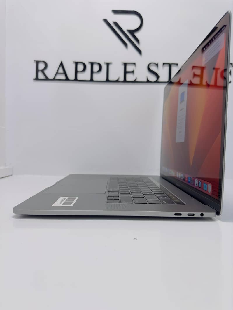 Apple MacBook Pro 2017 Core i7 16GB RAM 512GB SSD 4GB GC 3