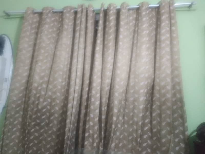 Curtains 0