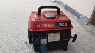 Honda 950 Generator 750W, Used 9/10 condition