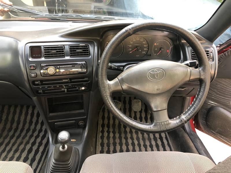 Toyota Corolla 2.0 D 2000 9