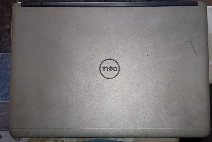 Dell Latitude E5540 15.6 inches Laptop, Core i5-4310U 2.0GHz, 4GB Ram 6