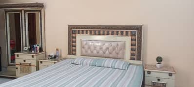 King size bed set with dressing table and side tables