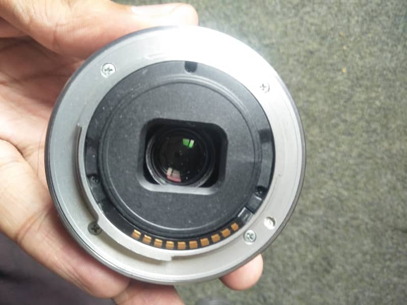 Sony E Mount 16mm F2.8 2