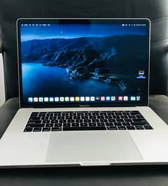 Apple MacBook Pro 2018 Core i7 16GB RAM 256GB SSD 15" Display