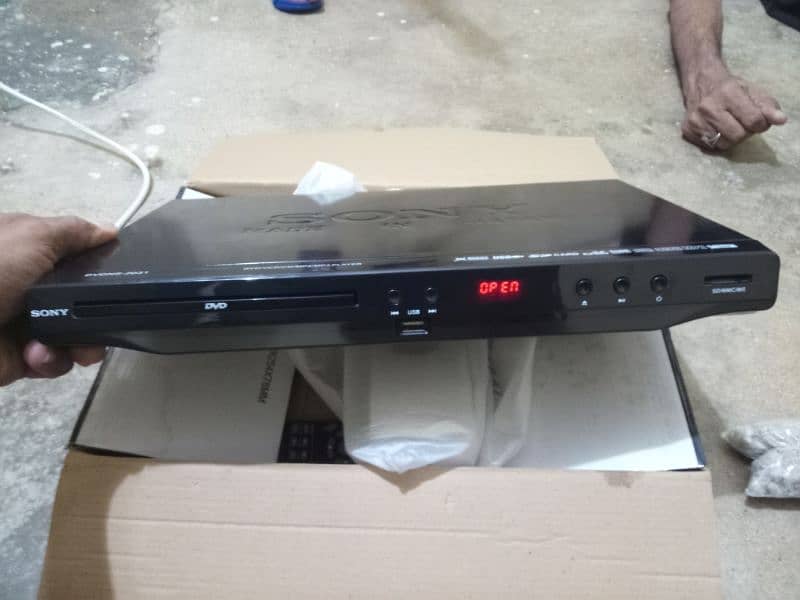 Sony dvd player 1