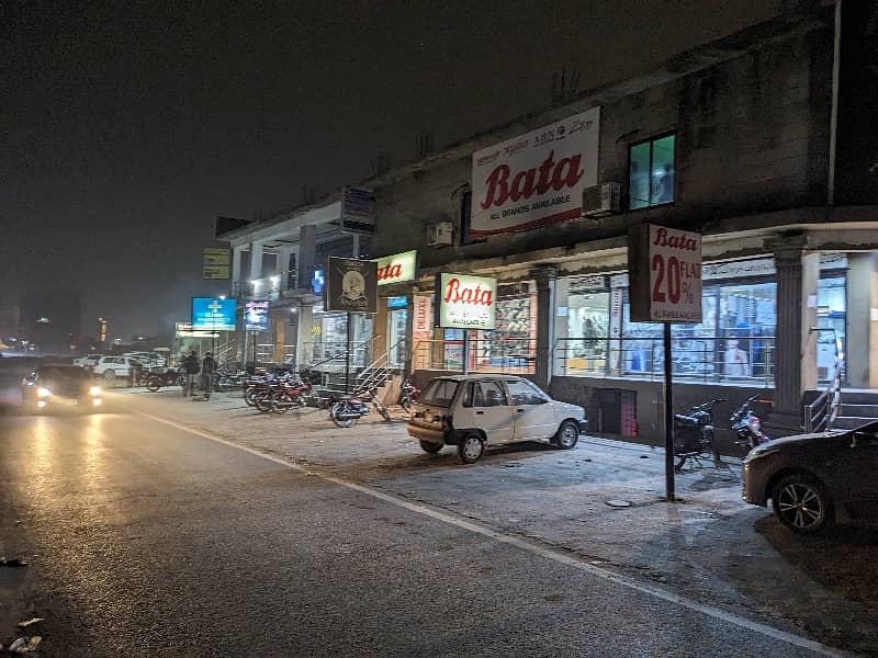 Commercial Market Building 2 Kanal 4 Marla Well 80 Ft Main Boulevard Near Sports Complex Hot Location Available For Sale In Sabzazar Lahore By Fast Property Services Real Estate And Builders With Original Property. Direct Deal Face To Face With Owner 19