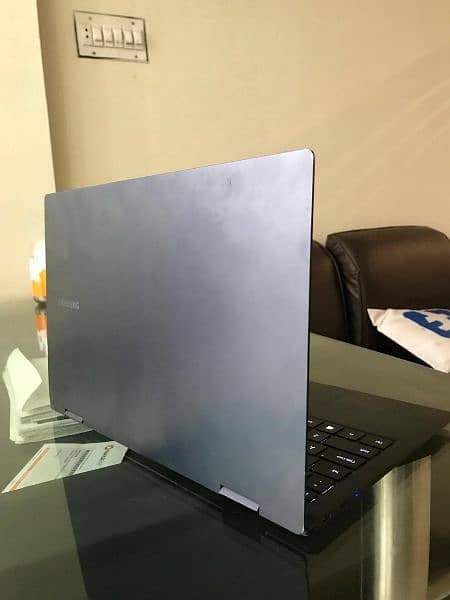 Samsung Galaxy Book pro 1