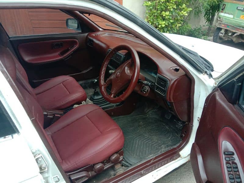 Nissan Sunny 1990 6