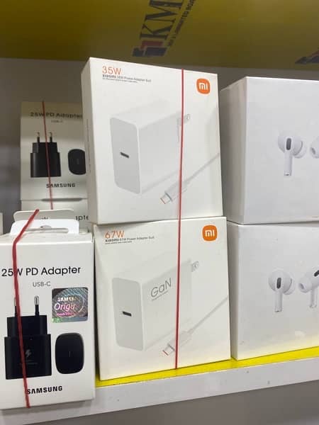 Apple 20watt, Samsung 25,45watt, OnePlus 30,65watt chargers wholesale 4