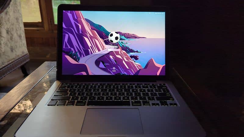 MAC BOOK PRO 2013 EDITION 0