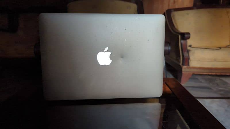 MAC BOOK PRO 2013 EDITION 3